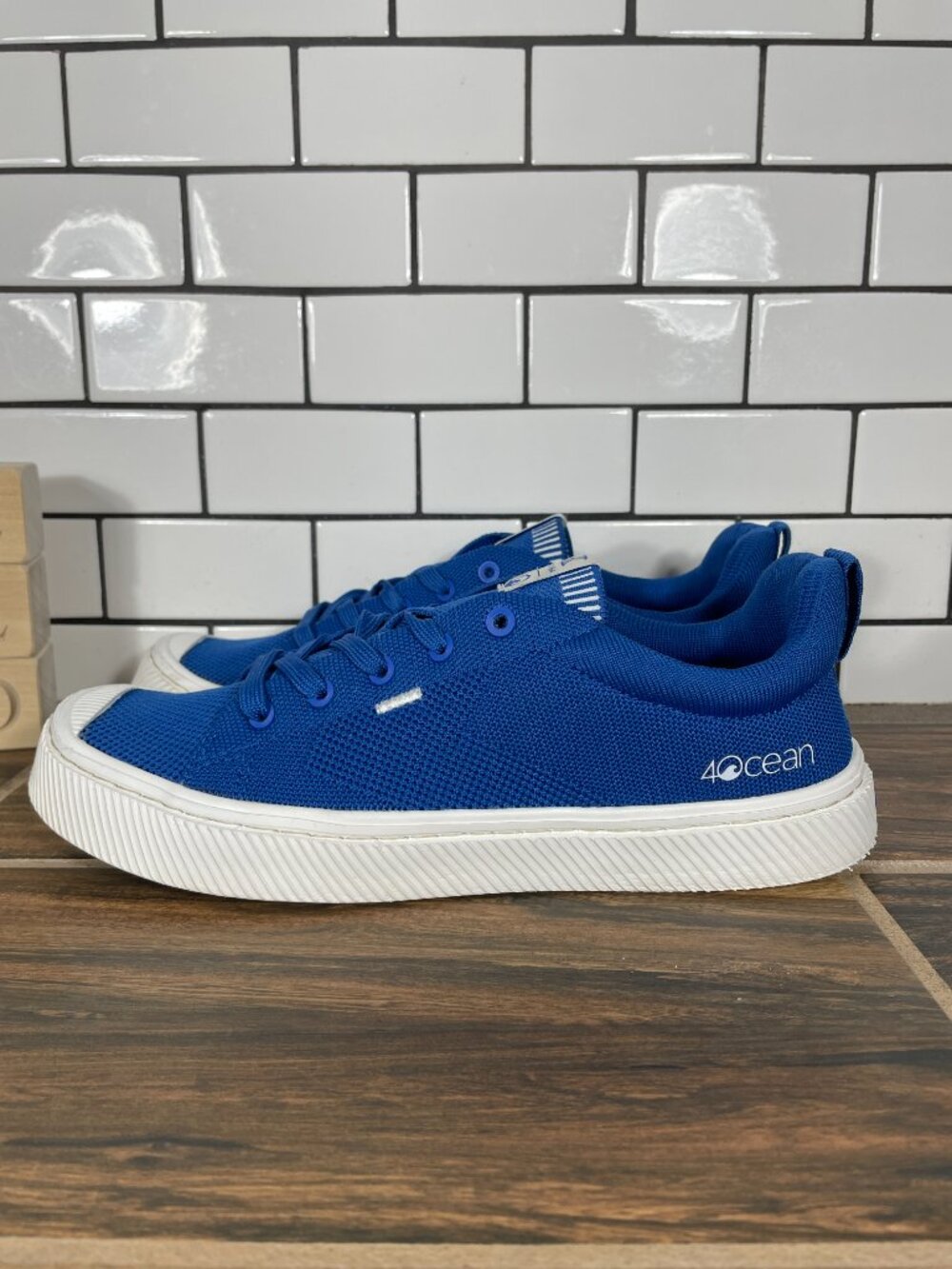Cariuma IBI Low 4Ocean Shoes Womens Size 8.5 Blue Knit Lace Up Casual Sneaker
